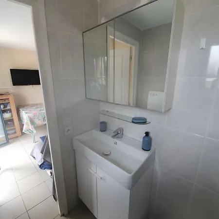 Lägenhet A 200m De La Sainte Cecile